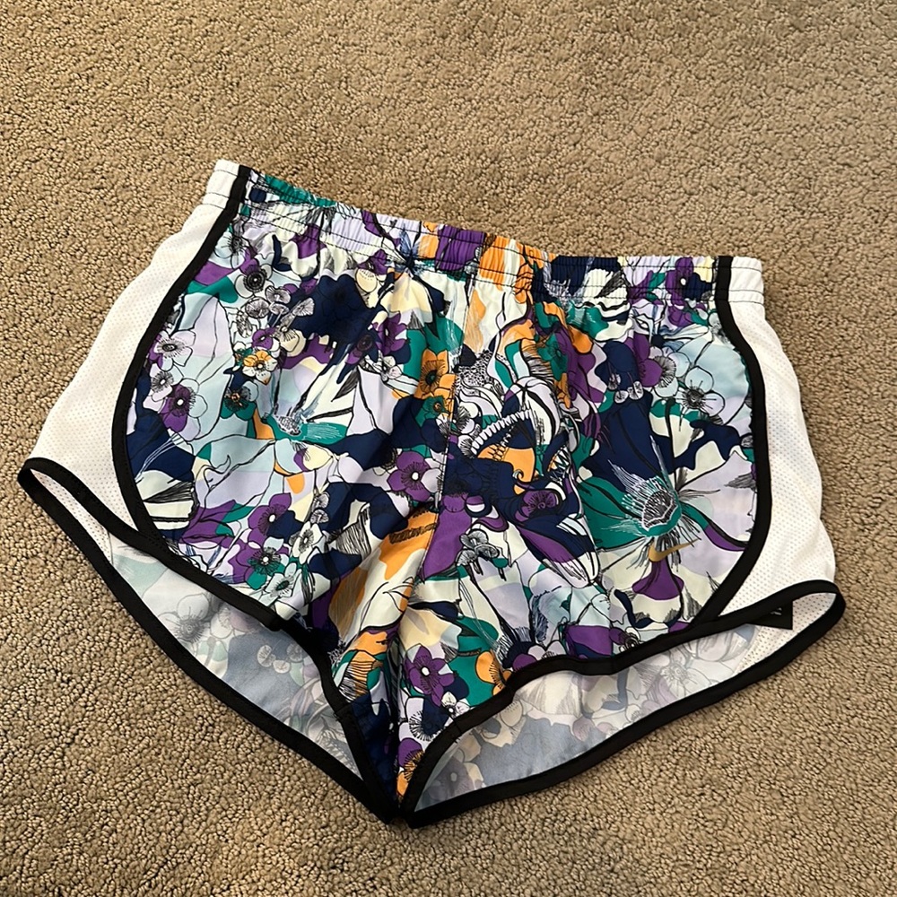 NWT Nike Girls Running Shorts - S
